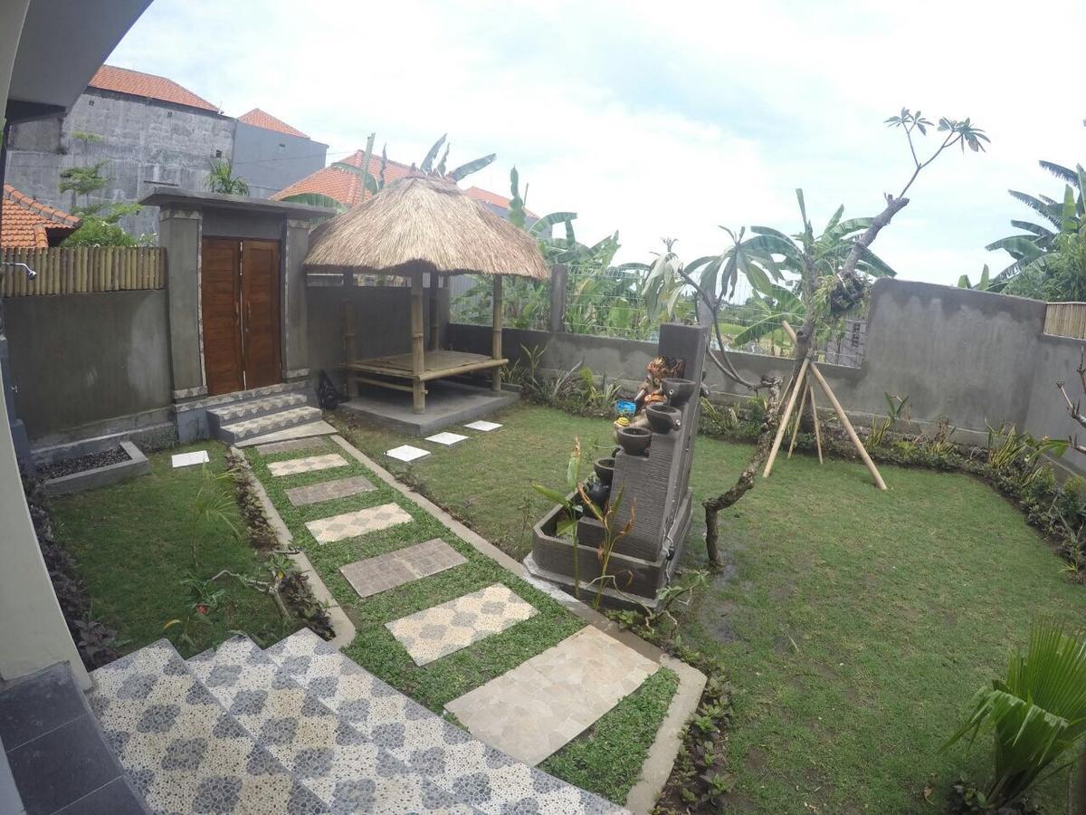 Pluto House Lägenhet Canggu Exteriör bild
