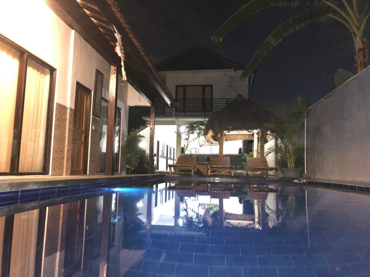 Pluto House Lägenhet Canggu Exteriör bild